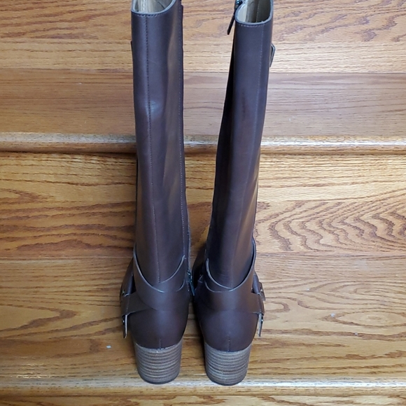Uggs letter boots - Picture 5 of 6